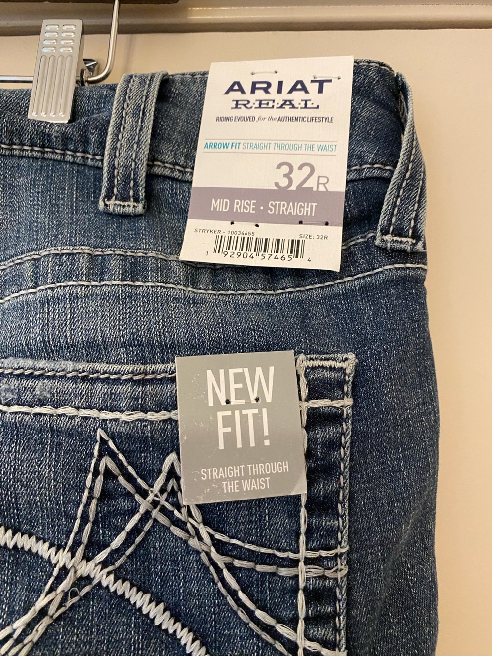 NWT Ariat Mid-Rise size 32 Straight Leg Blue Denim Jeans
